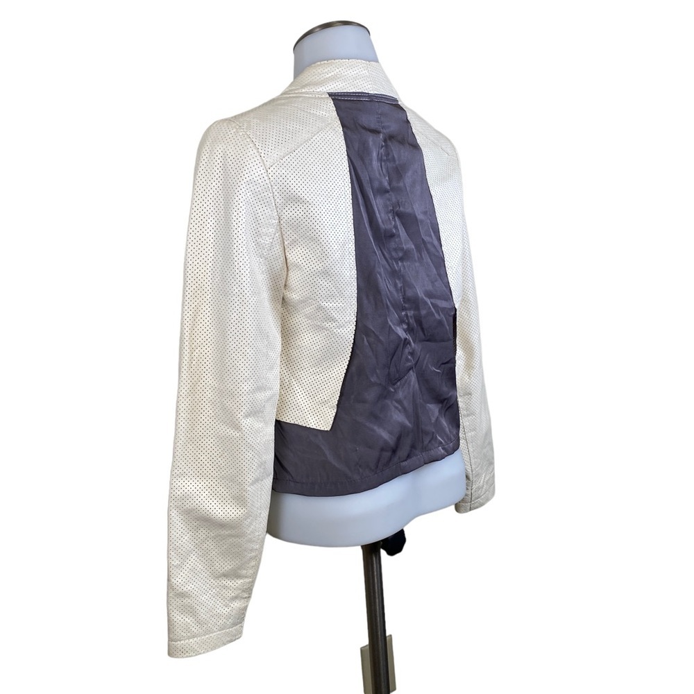 Poleci Boxy Crop Leather Jacket - Picture 9 of 10